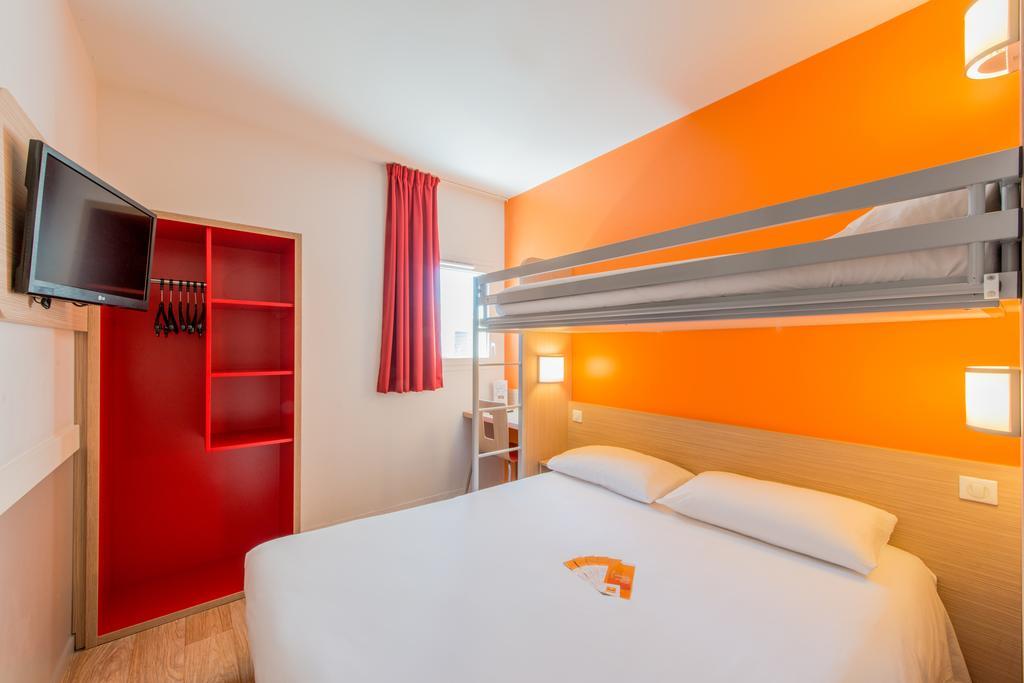 Hotel Eco La Rochelle Centre Les Minimes Екстериор снимка