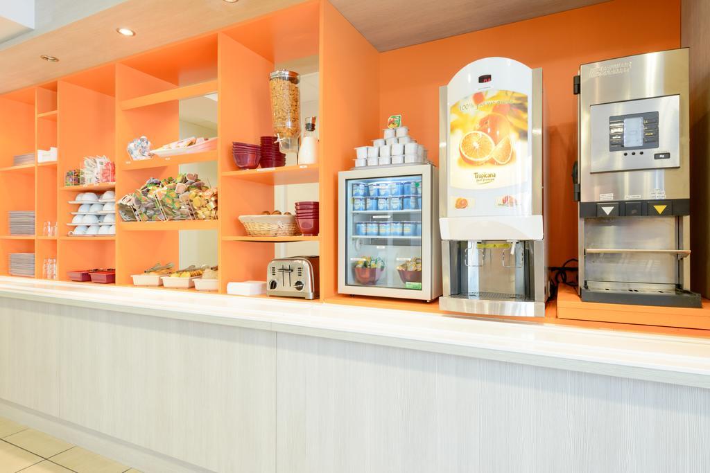 Hotel Eco La Rochelle Centre Les Minimes Екстериор снимка