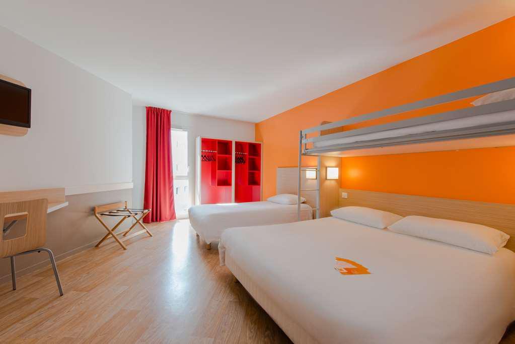 Hotel Eco La Rochelle Centre Les Minimes Екстериор снимка