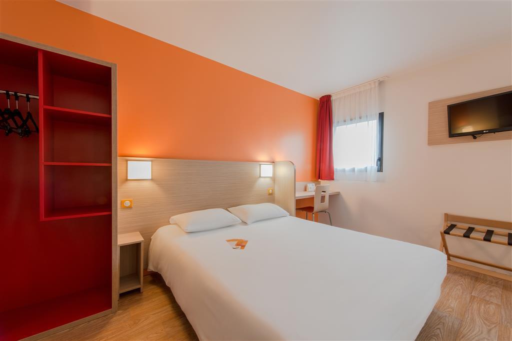 Hotel Eco La Rochelle Centre Les Minimes Екстериор снимка